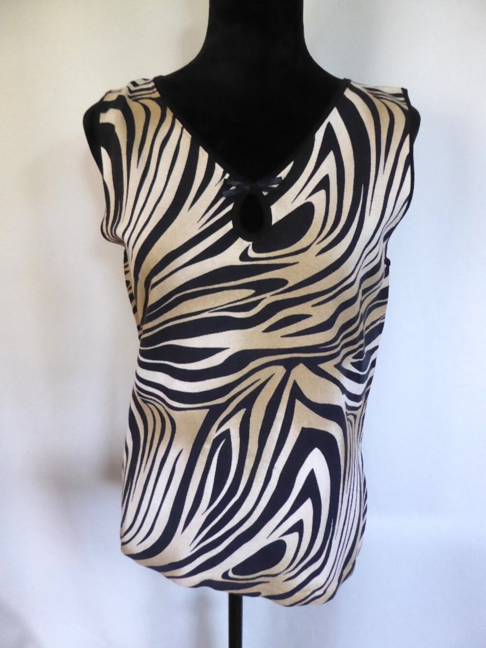 WORLD REPUBLIC SLEEVELESS ANIMAL PRINT SHIRT KNIT LARGE BLACK TAN (WORN ONCE)